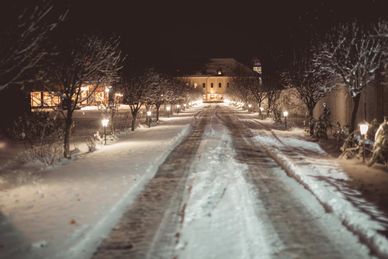 Castel Haller Ogra Εξωτερικό φωτογραφία